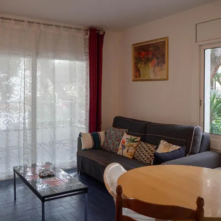 Petite Marie Acollidor Per 2 Persones A 2 Minuts De La Platja Gran, En Ple Centre De Apartamento Platja d'Aro