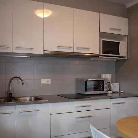 Appartamento Petite Marie Acollidor Per 2 Persones A 2 Minuts De La Platja Gran, En Ple Centre De *